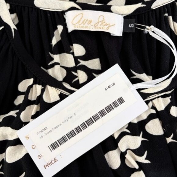 NWT Ava Sky Dress Catalina Ivory Fish (Small) - Picture 2 of 3